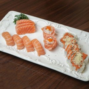 K03. Salmon Lover Combo