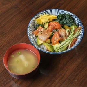 F04. Hawaiian Poke Don